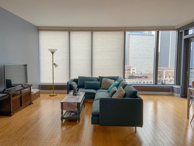 Building Photo - 60 E Monroe St