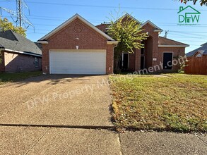 Building Photo - Beautiful 4 Bedroom 2.5 Bathroom Home for Lease in Grand Prairie, TX