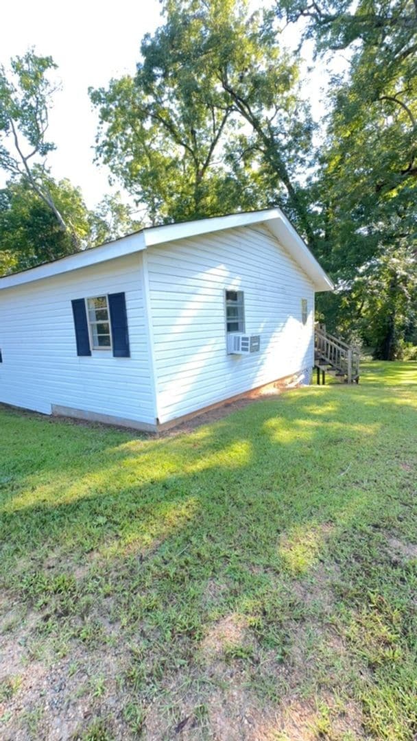 Building Photo - 501 Norvell St