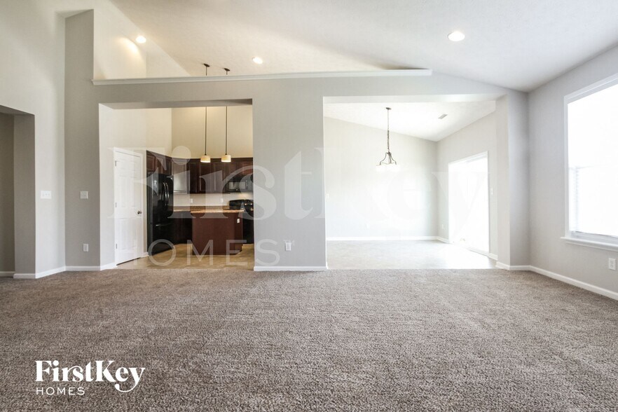 Building Photo - 1424 Tuscany Dr