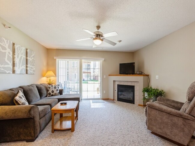 Primary Photo - This beautiful apartment condo has a great...