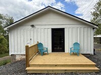 Building Photo - Perfect Apartment in Crumpler with a Gorge...