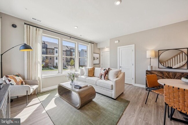 Building Photo - 9012 Katherine Johnson Ave