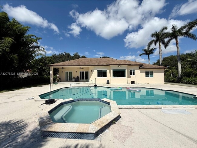 Building Photo - 5600 SW 199th Ave