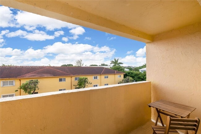 Building Photo - 14961 SW 82nd Ln