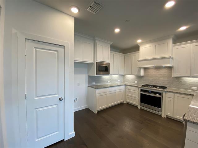 Building Photo - 2721 Vista Park Ln