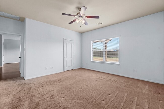 Building Photo - 28434 Lockeridge Creek Dr
