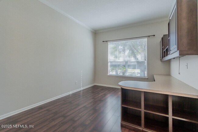 Building Photo - 6285 Wedmore Rd