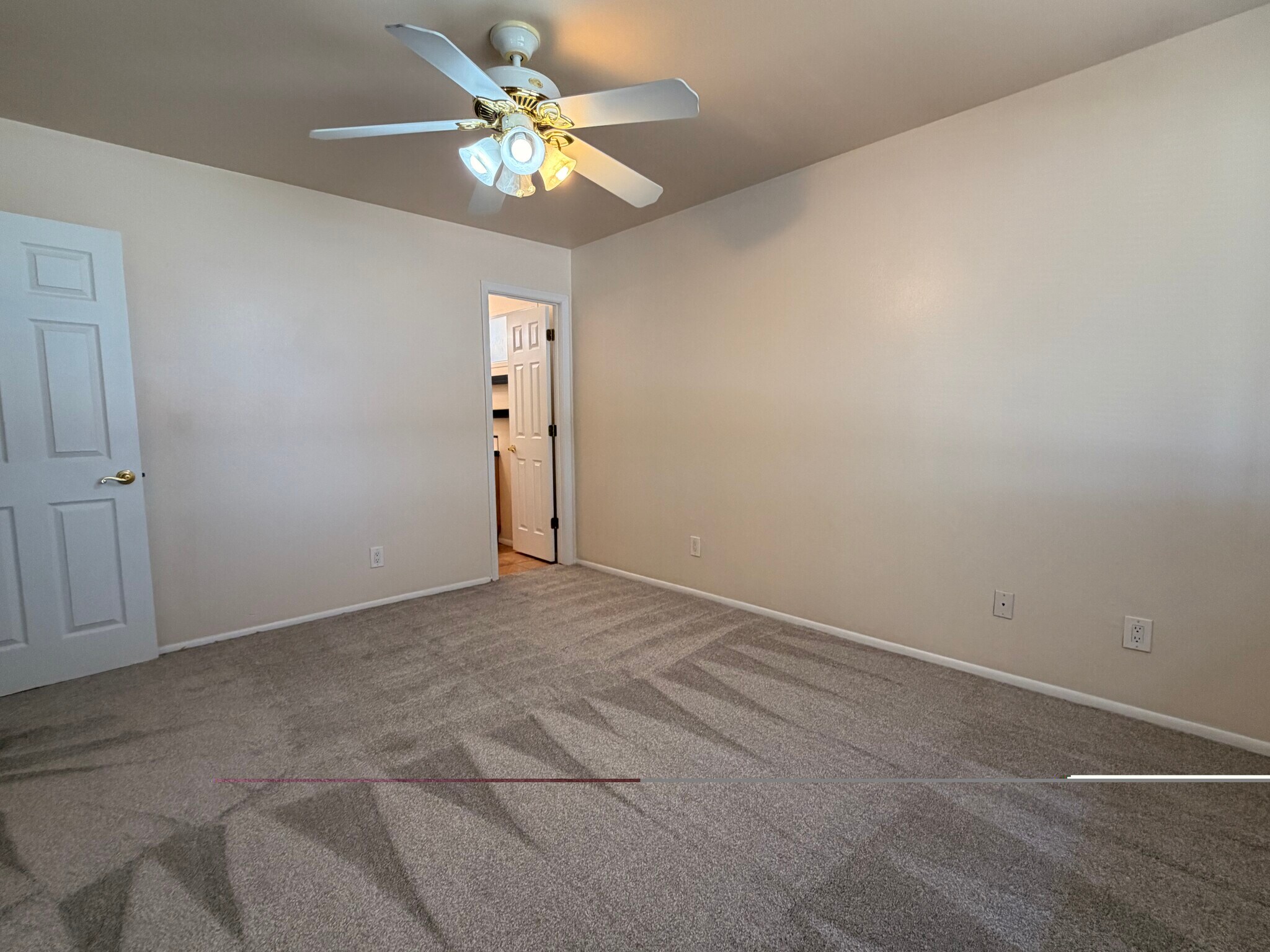Building Photo - 2163 E Manhatton Dr