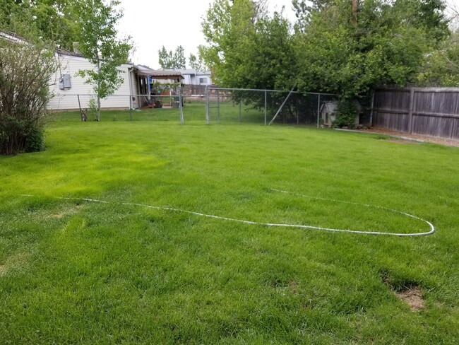 Building Photo - Cozy 3 Bedroom Home Near Hampden and I-25....