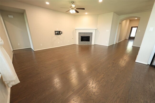 Building Photo - 2334 Falcon Brook Dr