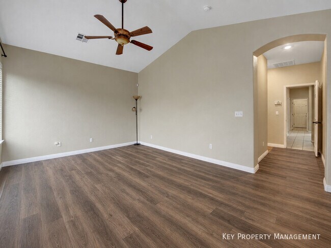 Building Photo - 2294 Tedesca Dr