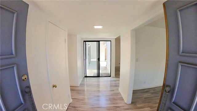 Building Photo - 1118 W Curie Ave