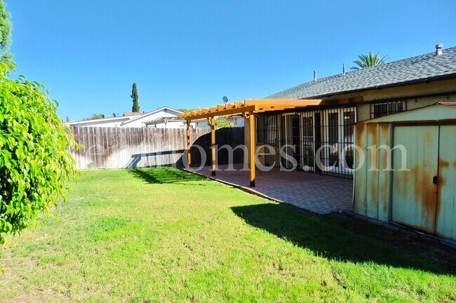Building Photo - 7576 Winterwood Ln