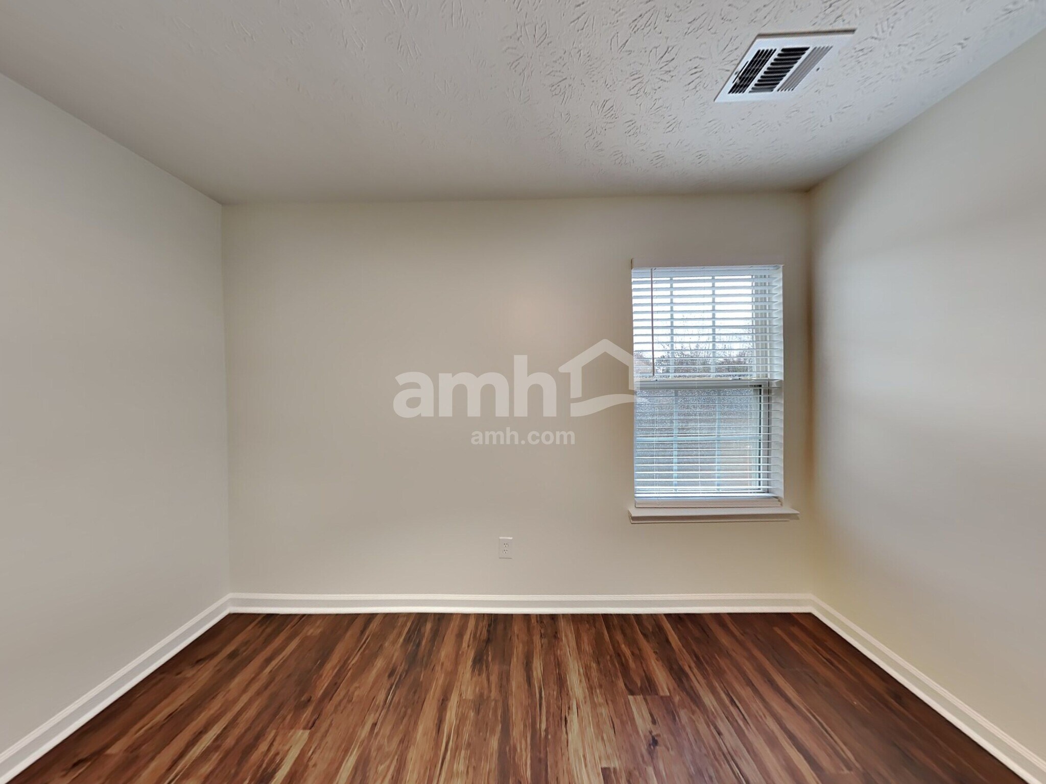 Building Photo - 302 Springmoor Lane