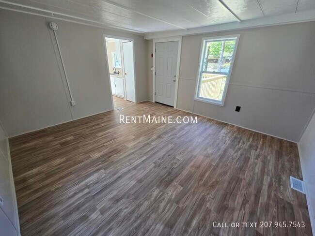 Building Photo - 65 Sweet Fern Dr