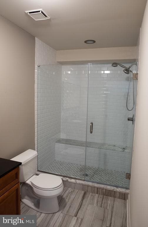 Building Photo - 323 E Allen St