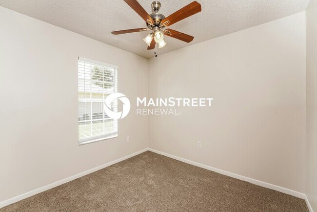 Building Photo - 3 Bedroom Pet-Friendly Home in Sebastian, ...
