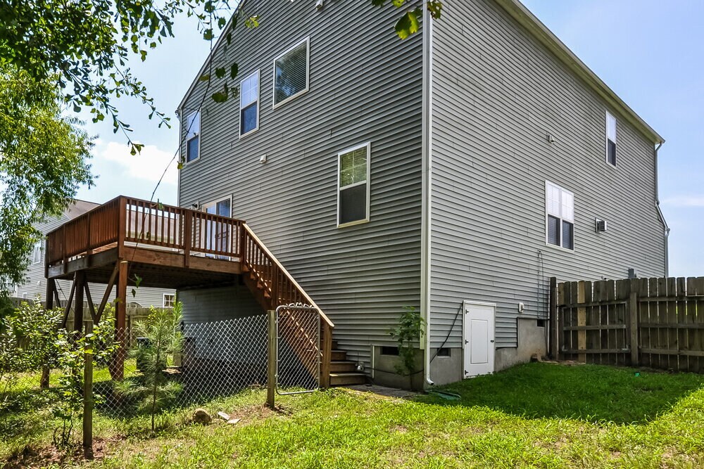 Building Photo - 3149 Varcroft Rd