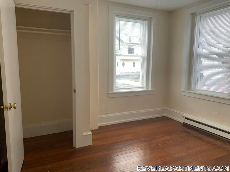 Building Photo - 31 Elmwood St
