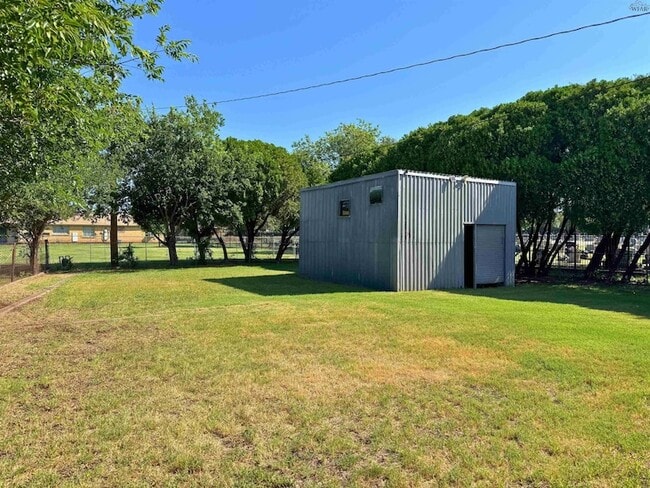 Building Photo - 3208 Kenesaw Ave