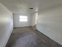 Building Photo - 702 22nd St
