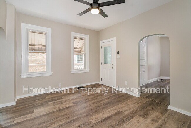 Building Photo - 303 Ridge Ave