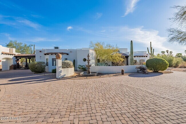 Building Photo - 7845 E Dynamite Blvd