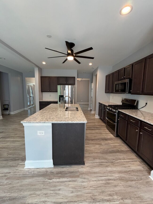 Building Photo - 315 Neuse Dr