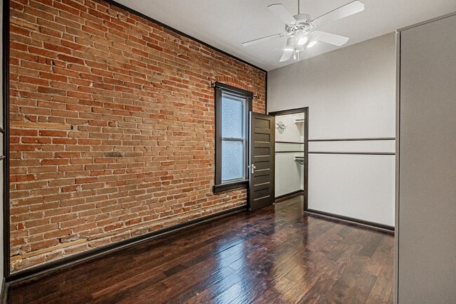 Building Photo - Charming 3BD, 2BA Wash Park Home with 2-Car Garage