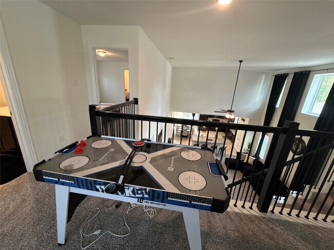 Building Photo - 527 Baobab Wy