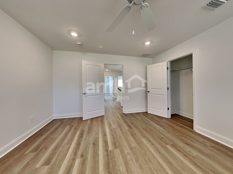 Building Photo - 312 Calla Lily Ct