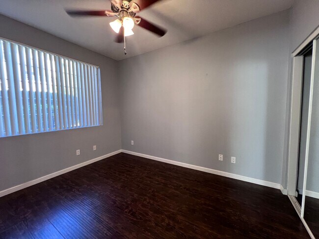Building Photo - Summerlin 3bd, 2 bath, 2 garage Condo
