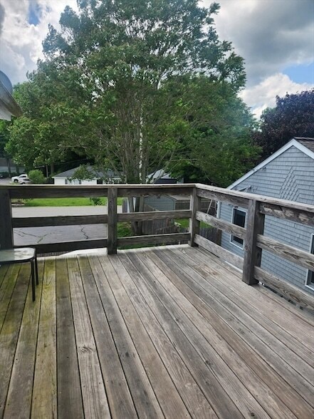 Building Photo - 92 Main St