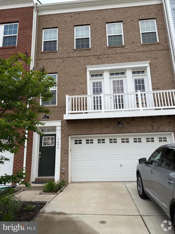Building Photo - 7464 Wilmer Way