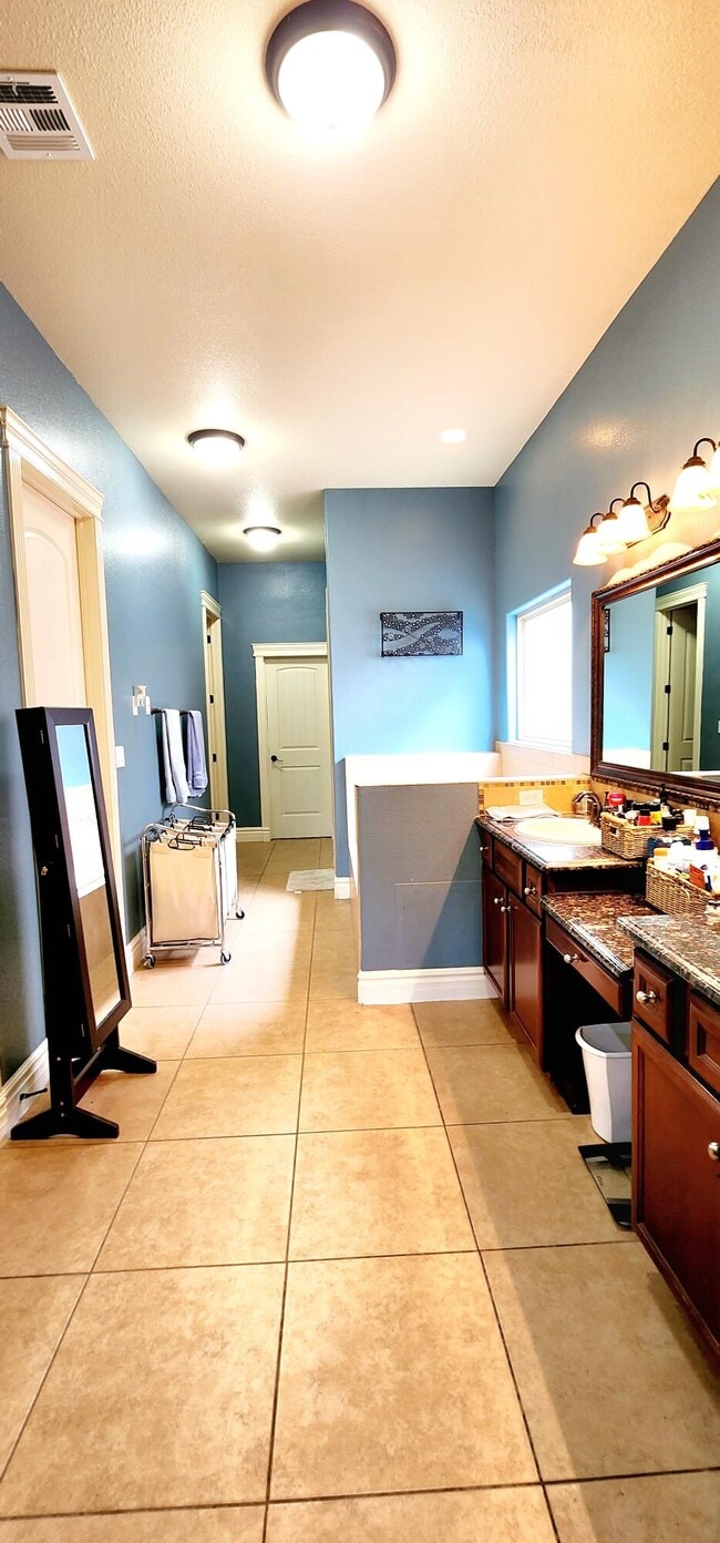 Building Photo - 3113 Rustic Manor Pl