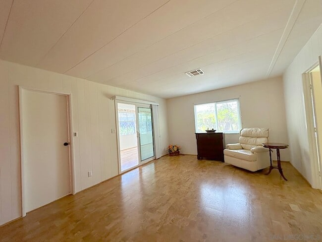 Building Photo - 5151 Don Mata Dr