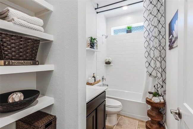 Building Photo - 638 Paisley Harbor Ct