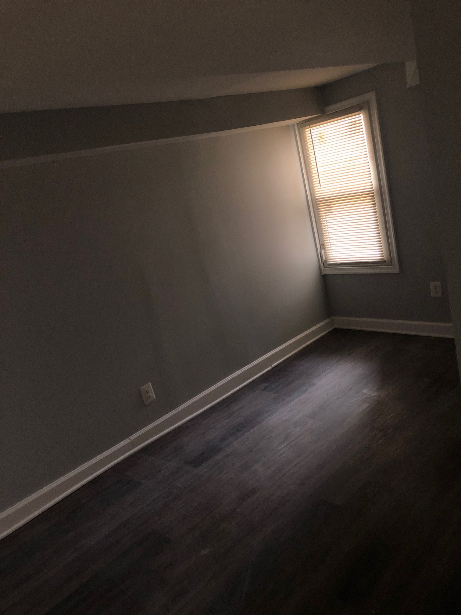 Building Photo - 3832 Cottage Ave