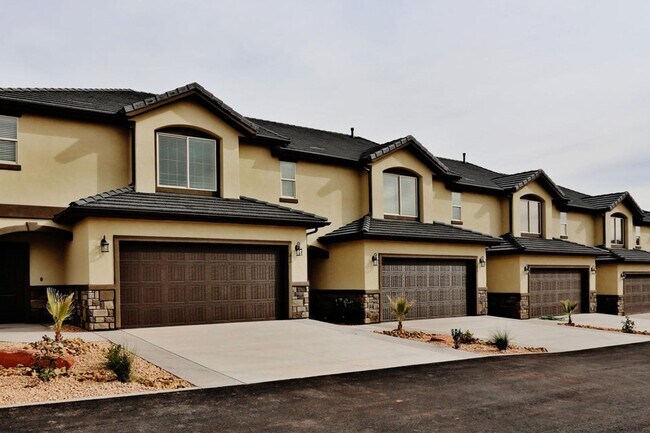 Primary Photo - 3 Bedroom, 2.5 Bathroom Townhome Available...