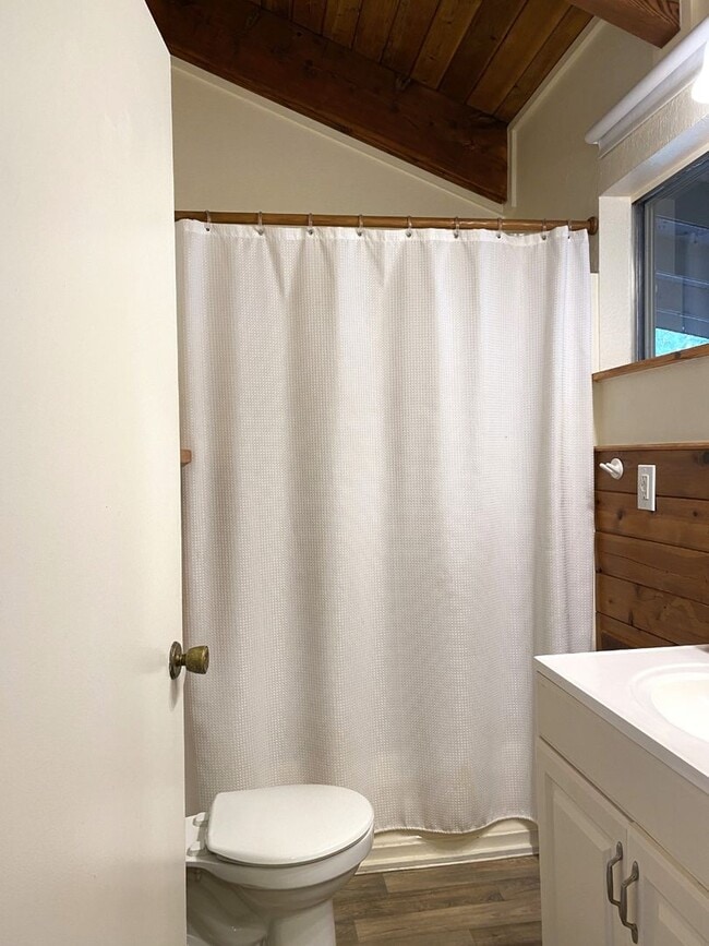 Building Photo - Serene Simplicity - Northwest Style