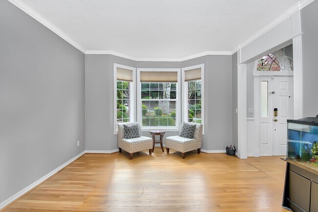 Building Photo - 4 Bedroom Home For Rent In Forest Heights