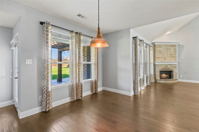 Building Photo - 4424 Overbrook Dr