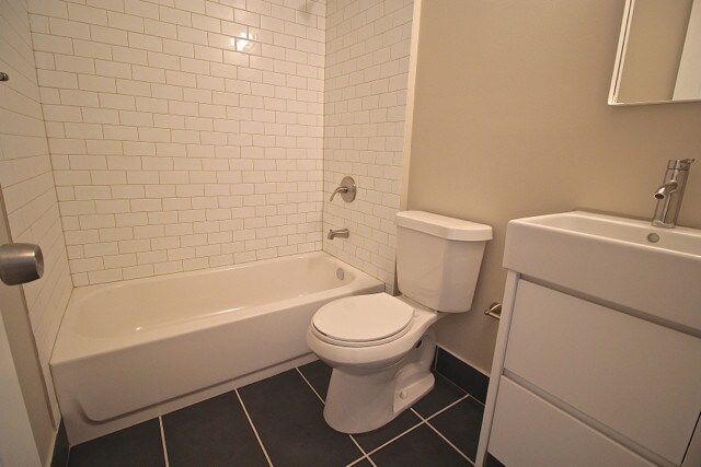 Building Photo - 6020 Rockhill Rd