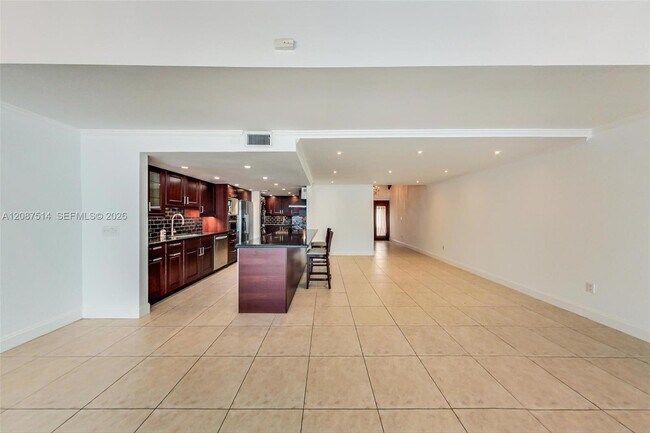 Building Photo - 8613 SW 79th Pl