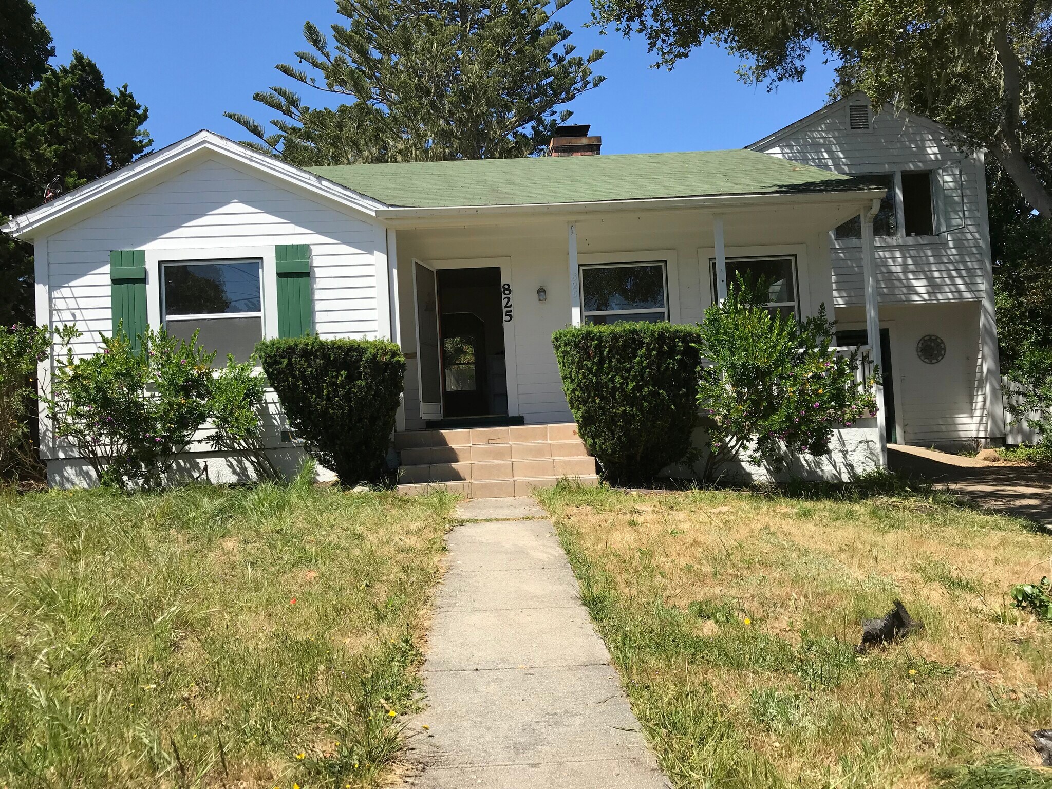 Building Photo - 825 Cypress St