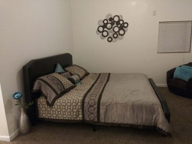 Building Photo - 6892 Cal Valley Way