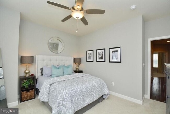 Building Photo - 702 Fair Winds Way