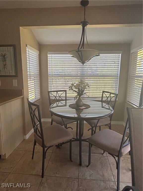 Building Photo - 940 Woodshire Ln