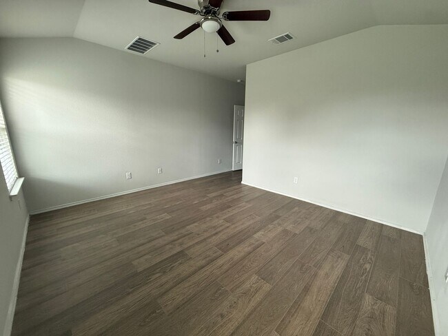 Building Photo - 3-Bedroom House for Rent in Killeen